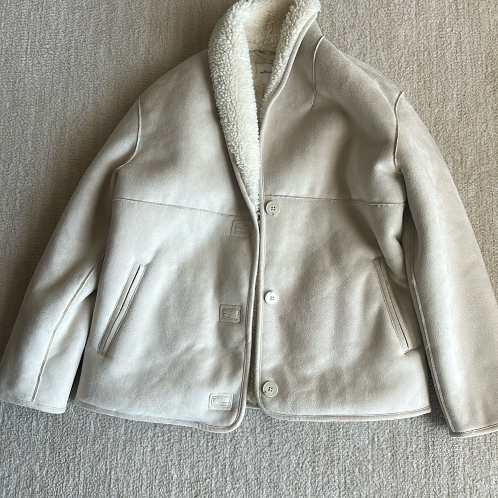 Aritzia sherpa deanna jacket
